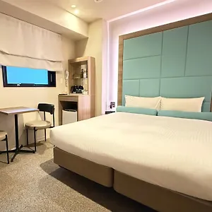Hotel Doutonbori Crystal